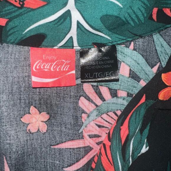 NWOT Coca-Cola Tropical Hawaiian Button Up Shirt XL Short Sleeve Black Green - Picture 6 of 6